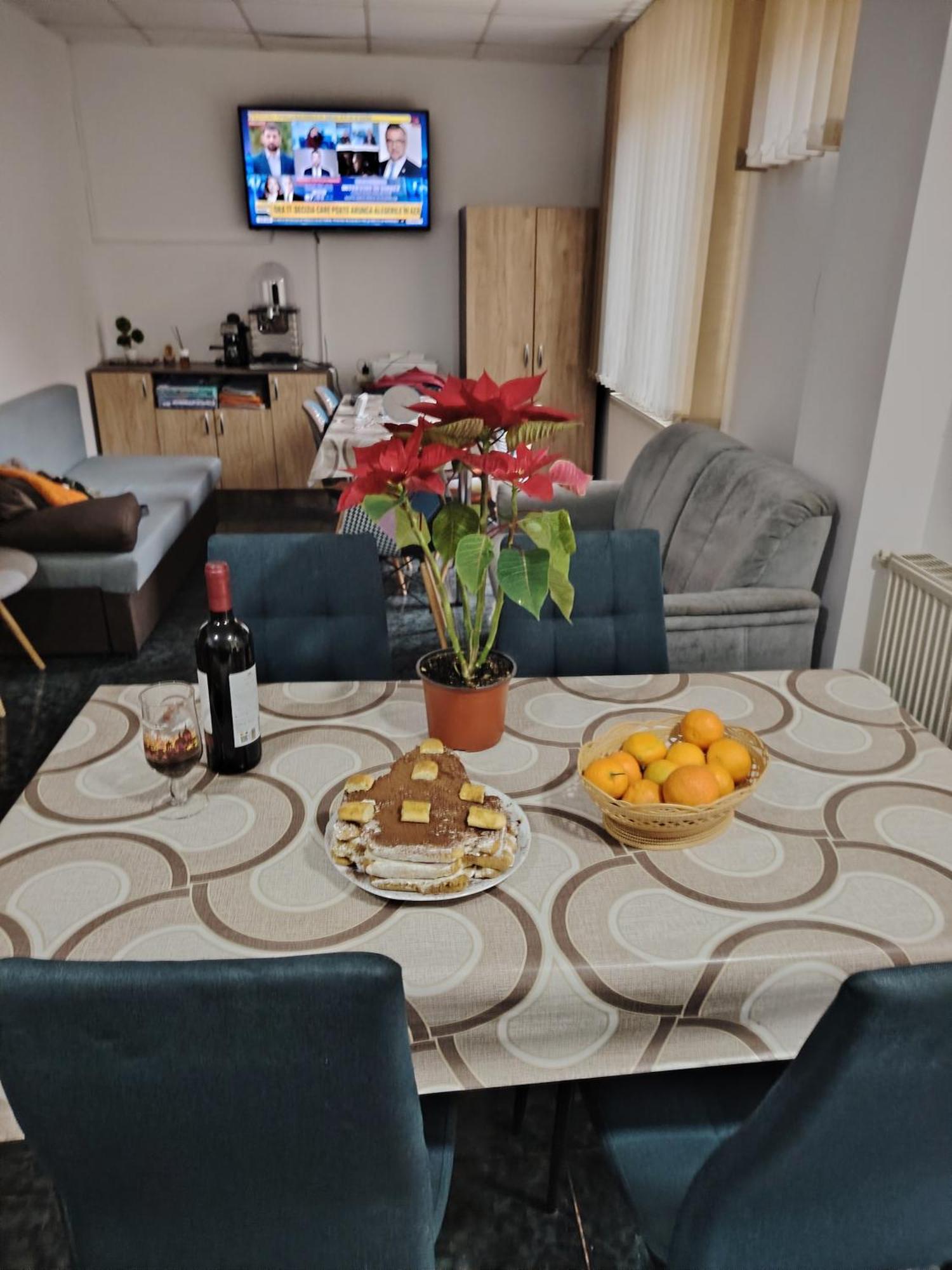 Вилла Casa Rosa Бэи­ле-Олэ­неш­ти Экстерьер фото